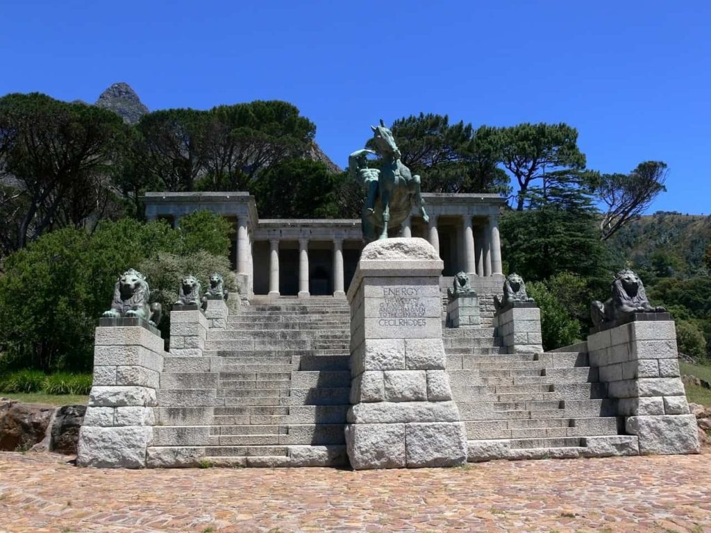 The Rhodes Memorial Combines Natural Beauty with a Rich History