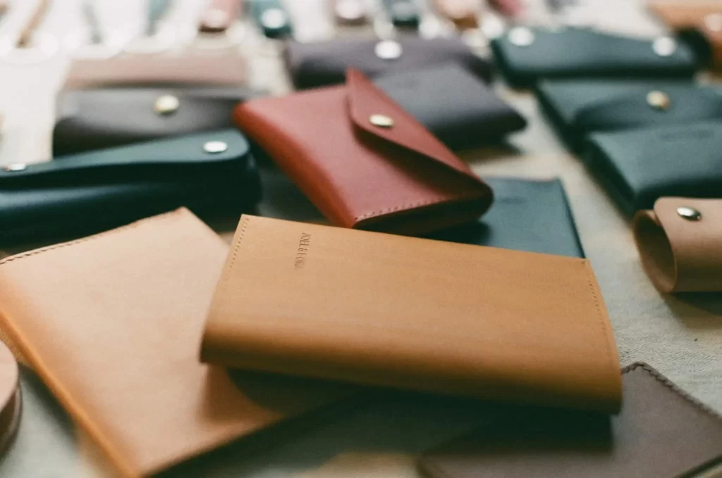 To Ensure Your Travel Wallet Lasts a Long Time, You Should Think About the Material and Durability