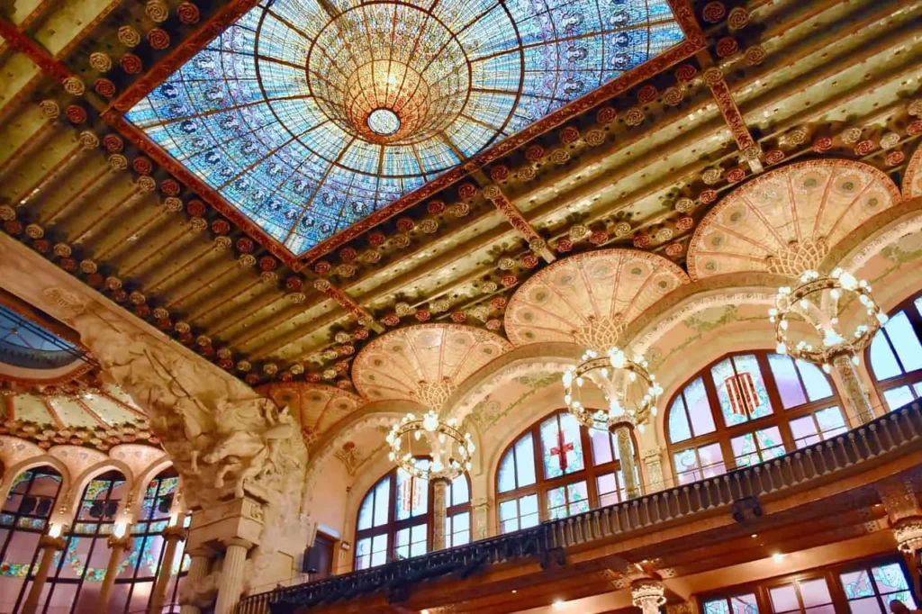 In Barcelona’s Heart, the Palau de la Música Catalana Impresses with Its Breathtaking Architecture and Cultural Heritage.